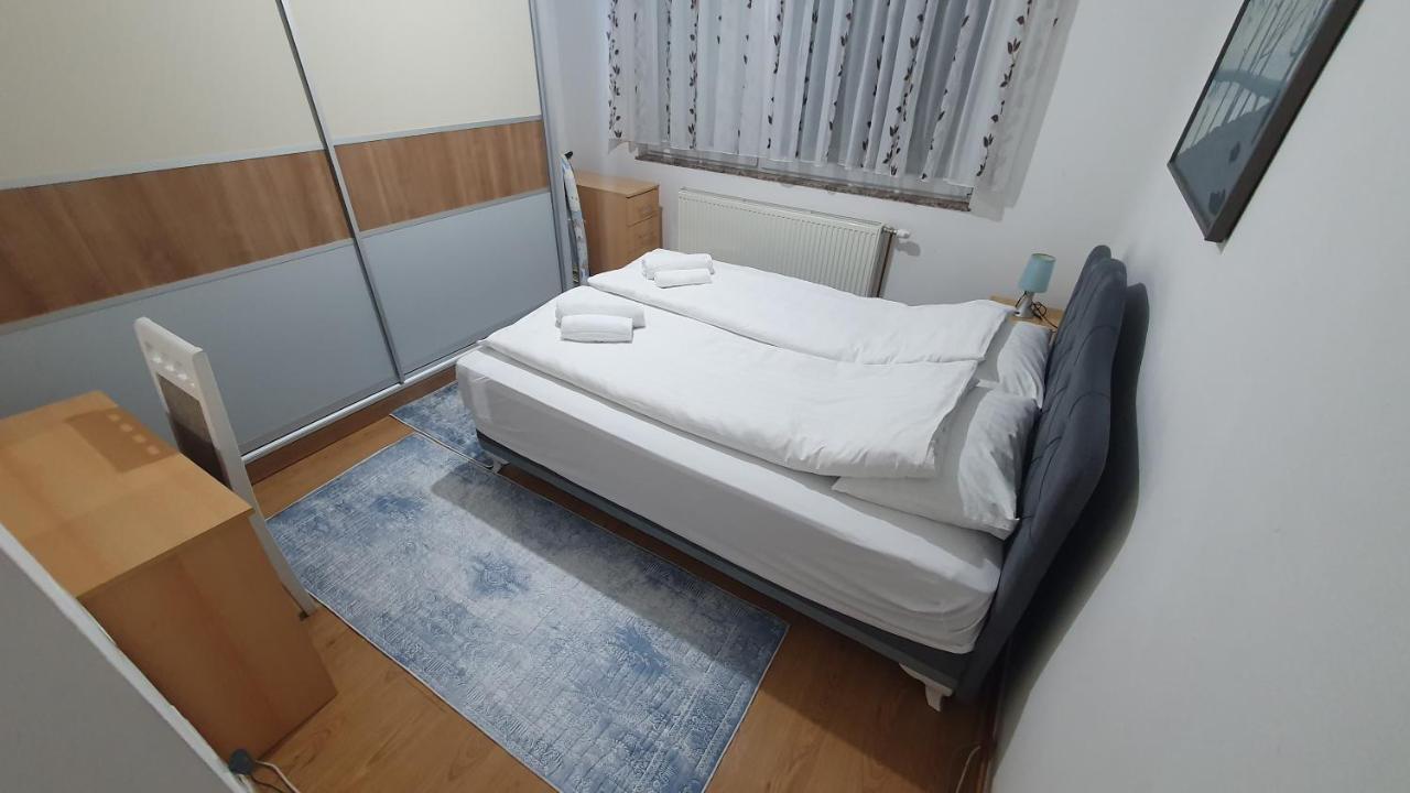 Apartman Dina Bihac Bagian luar foto