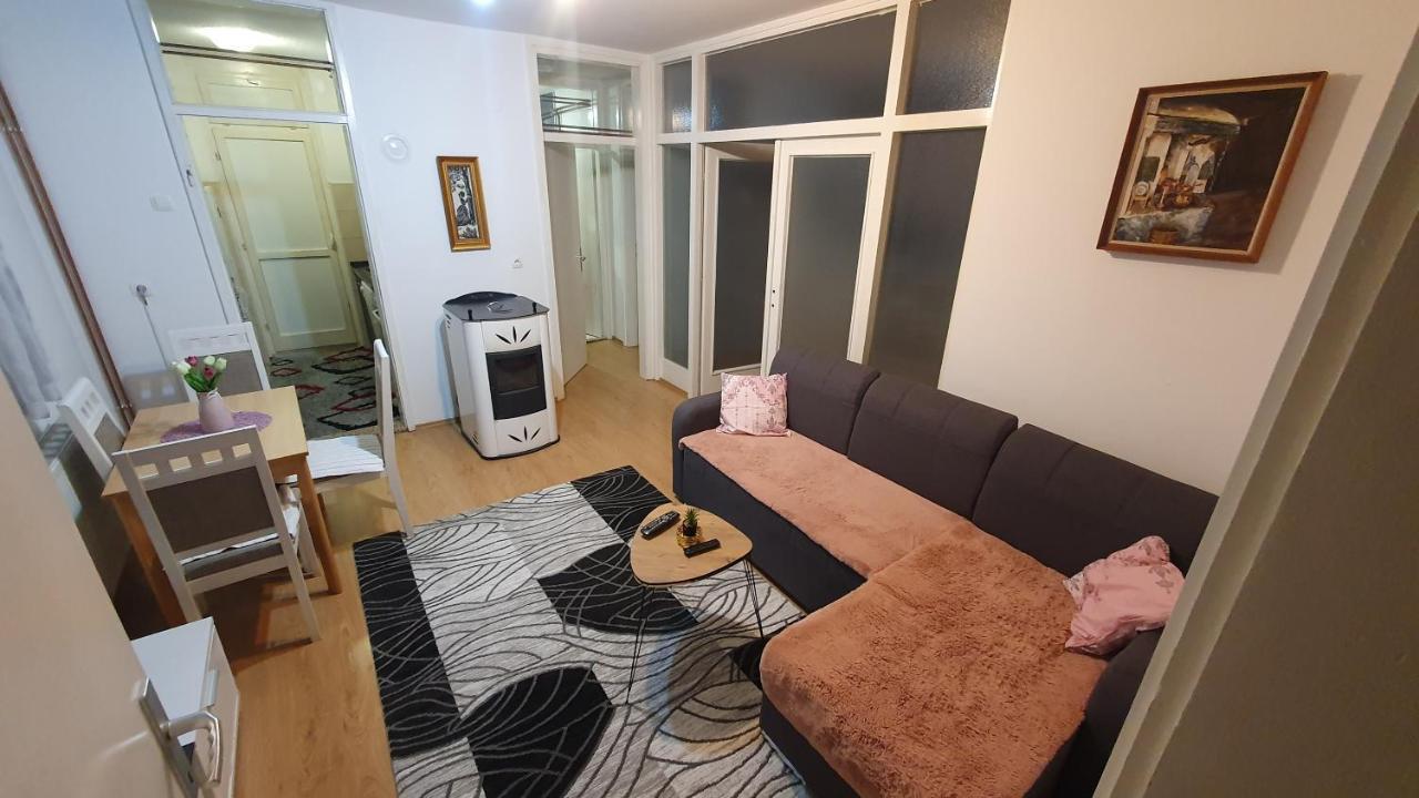 Apartman Dina Bihac Bagian luar foto